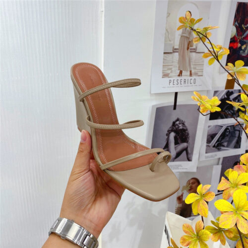 High Quality Luxury Amina Muaddi Wedge Slippers – Style 10435 product detail