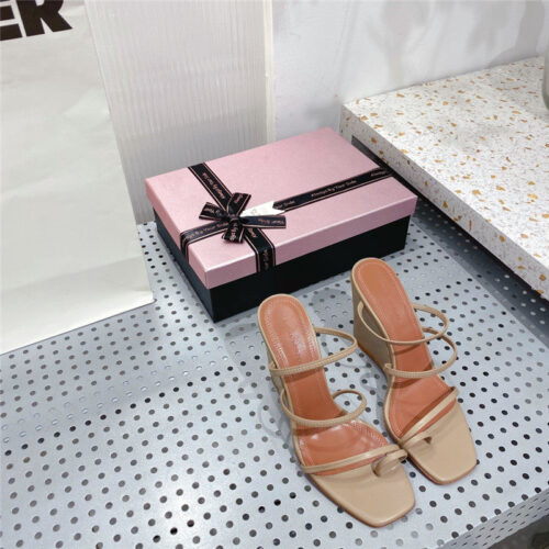 High Quality Luxury Amina Muaddi Wedge Slippers – Style 10435