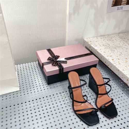 High Quality Luxury Amina Muaddi Wedge Slippers – Style 81059