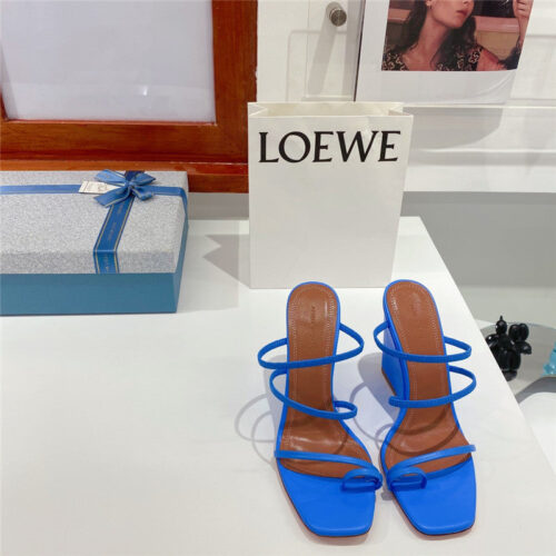 High Quality Luxury Amina Muaddi Wedge Slippers alternate view