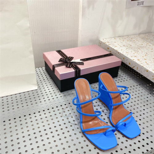 High Quality Luxury Amina Muaddi Wedge Slippers