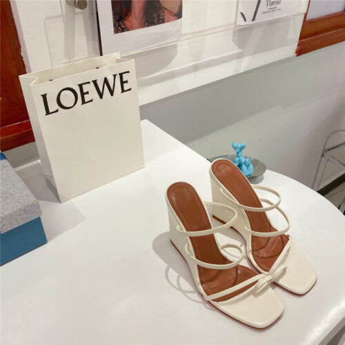 High Quality Luxury Amina Muaddi Wedge Slippers – Style 69187