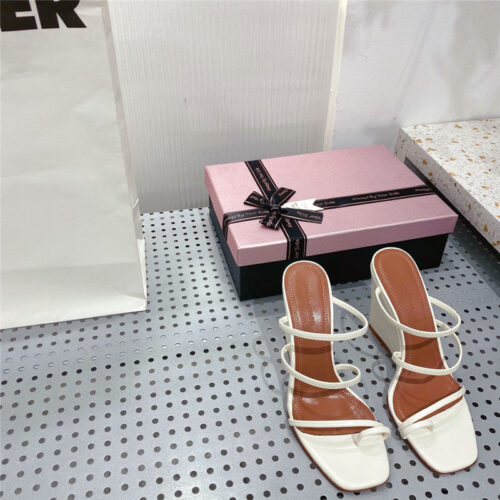 High Quality Luxury Amina Muaddi Wedge Slippers – Style 69187 alternate view