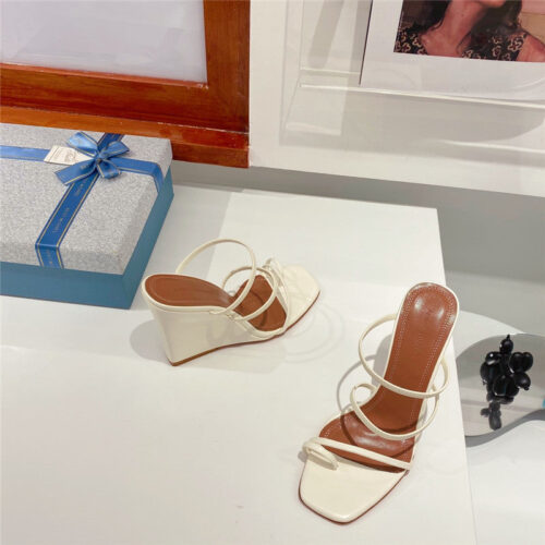 High Quality Luxury Amina Muaddi Wedge Slippers – Style 69187 product detail