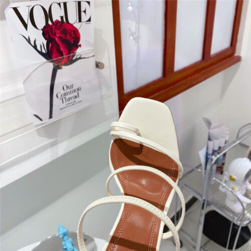 High Quality Luxury Amina Muaddi Wedge Slippers – Style 69187 product detail