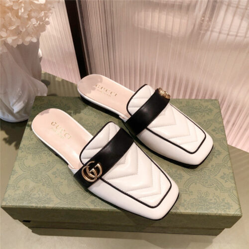 High Quality Luxury Gucci GG Flat Slippers – Style 32723 alternate view