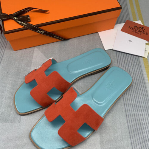 High Quality Luxury Hermes Flat H Slippers Womens – Style 71043 product detail