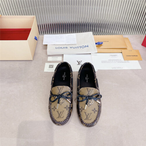 High Quality Luxury Louis Vuitton Flat Shoes – Style 03779 alternate view