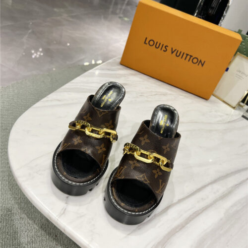 High Quality Luxury Louis Vuitton Chunky Heel Chain High Heel Sandals – Style 38371 product detail