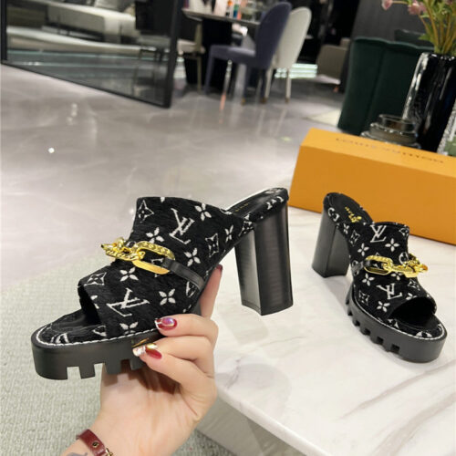 High Quality Luxury Louis Vuitton Chunky Heel Chain High Heel Sandals – Style 02211 product detail