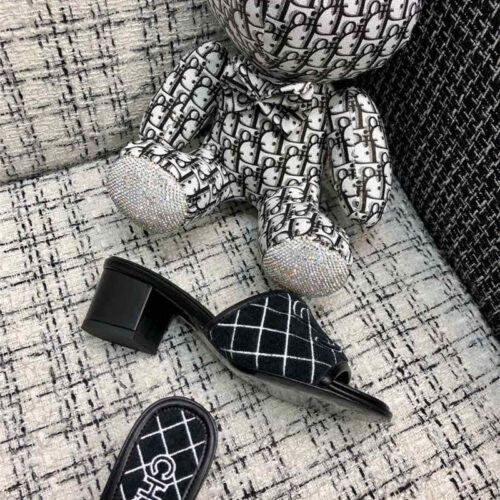 High Quality Luxury Chanel Clog Slippers – Style 06342 product detail