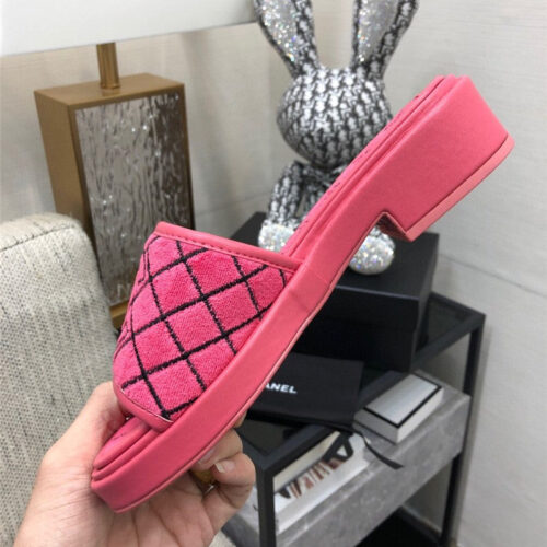 High Quality Luxury Chanel Clog Slippers product detail