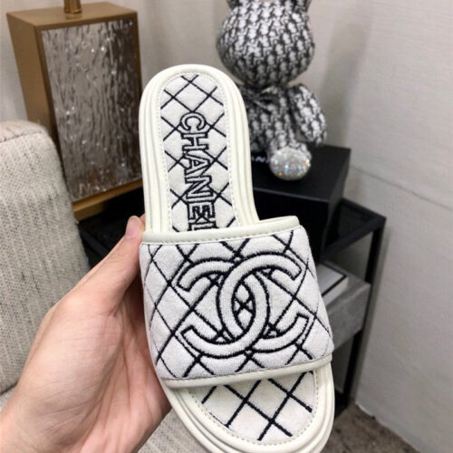 High Quality Luxury Chanel Clog Slippers – Style 35718 product detail