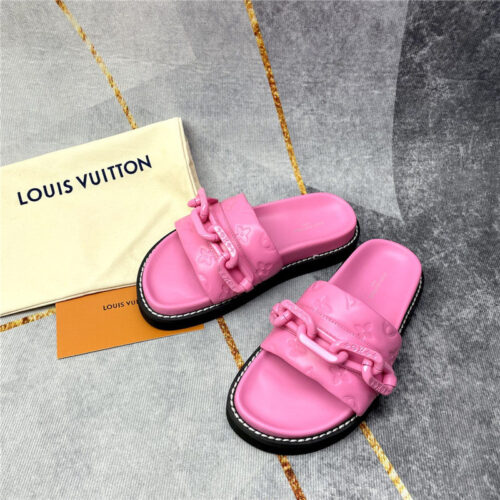 High Quality Luxury Louis Vuitton Classic Leather Slippers – Style 65443 alternate view