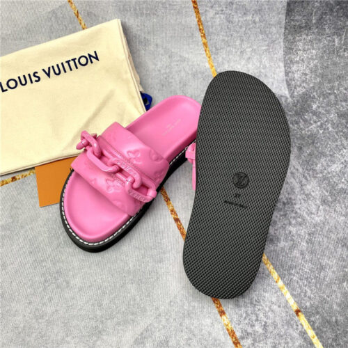 High Quality Luxury Louis Vuitton Classic Leather Slippers – Style 65443 product detail