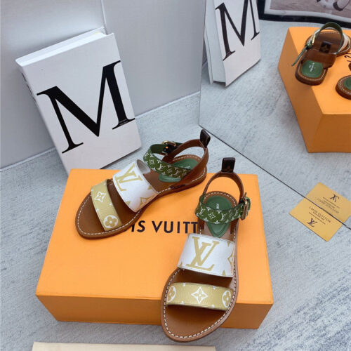 High Quality Luxury Louis Vuitton Classic Sandals – Style 36611 alternate view