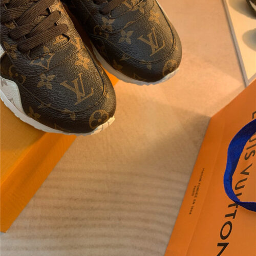 High Quality Luxury Louis Vuitton Run Away Sneakers – Style 17603 product detail