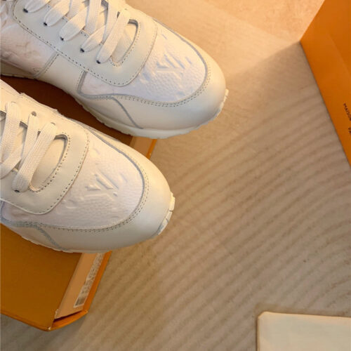 High Quality Luxury Louis Vuitton Run Away Sneakers – Style 42435 product detail