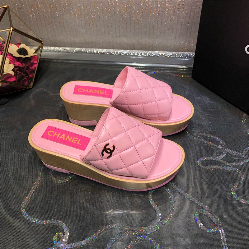 High Quality Luxury Chanel Embroidered Wedge Platform Slippers – Style 58662