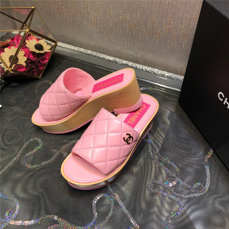 High Quality Luxury Chanel Embroidered Wedge Platform Slippers – Style 58662 product detail
