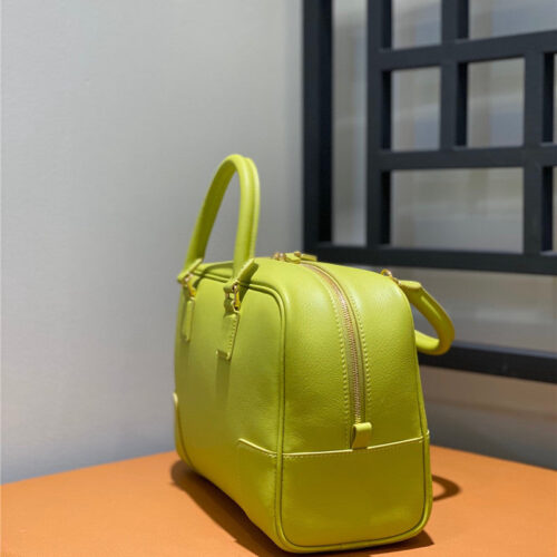 High Quality Luxury Loewe Amazona 28 Bag product detail
