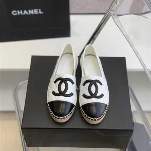 High Quality Luxury Chanel Logo Flat Shoes – Style 64134 alternate view