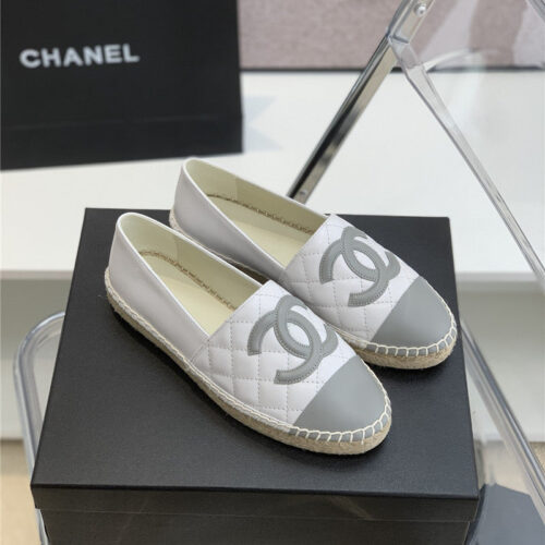 High Quality Luxury Chanel Logo Flat Shoes – Style 60742