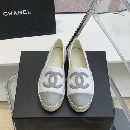 High Quality Luxury Chanel Logo Flat Shoes – Style 60742 alternate view