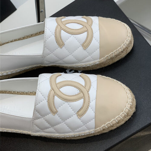High Quality Luxury Chanel Logo Flat Shoes product detail