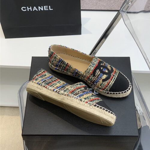 High Quality Luxury Chanel Logo Flat Shoes – Style 55654 product detail
