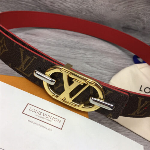 High Quality Luxury Louis Vuitton Logo Buckle Leather Belt alternate view