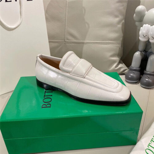 High Quality Luxury Bottega Veneta Croc-Print Loafers product detail