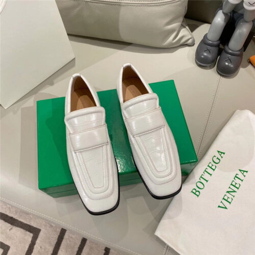High Quality Luxury Bottega Veneta Croc-Print Loafers alternate view