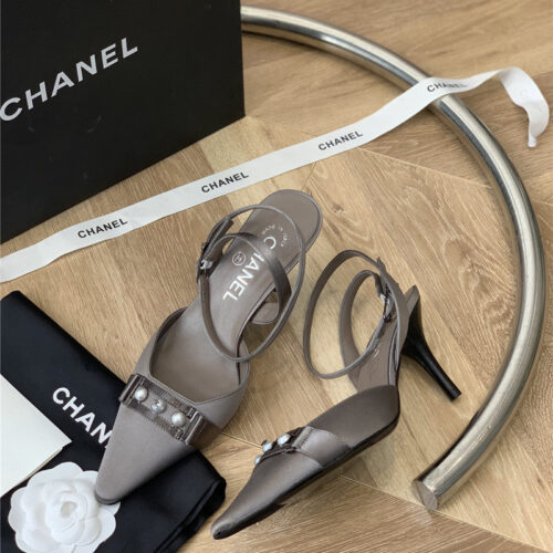High Quality Luxury Chanel Vintage Pearl Buckle Sandals – Style 45894 product detail