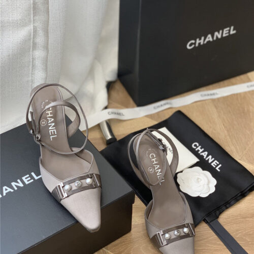 High Quality Luxury Chanel Vintage Pearl Buckle Sandals – Style 45894 product detail