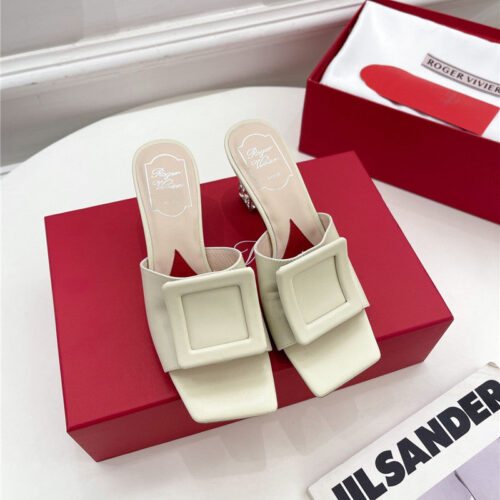 High Quality Luxury Roger Vivier Classic Generous Buckle Slippers – Style 27028 product detail