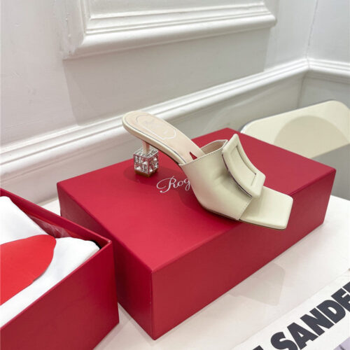High Quality Luxury Roger Vivier Classic Generous Buckle Slippers – Style 27028 product detail