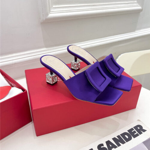 High Quality Luxury Roger Vivier Classic Generous Buckle Slippers – Style 63188