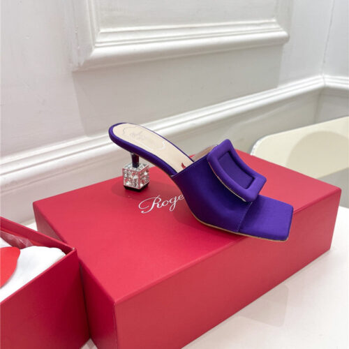 High Quality Luxury Roger Vivier Classic Generous Buckle Slippers – Style 63188 product detail