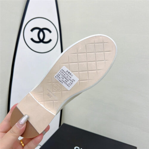 High Quality Luxury Chanel Classic Diamond Logo Loafers – Style 29062 product detail