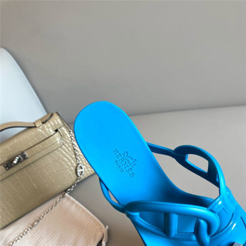 High Quality Luxury Hermes New Pig Nose Chain Flip Flops – Style 65219 product detail