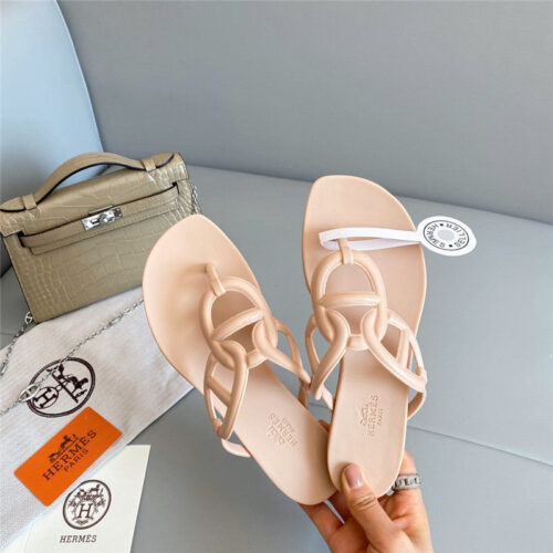 High Quality Luxury Hermes New Pig Nose Chain Flip Flops – Style 66915 alternate view