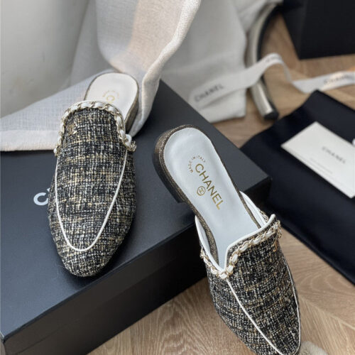 High Quality Luxury Chanel Classic Chain Slippers – Style 56806 product detail