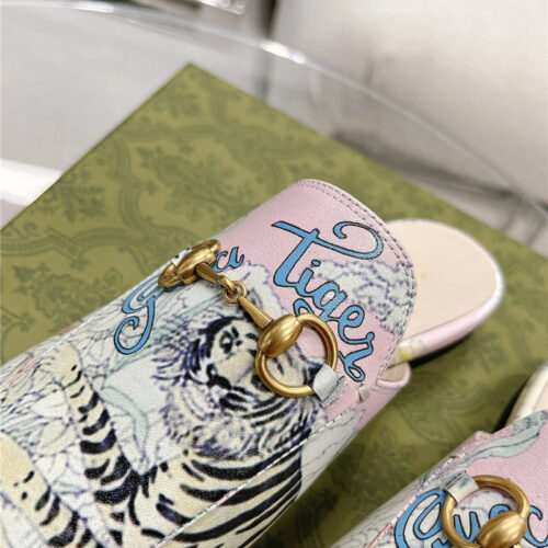 High Quality Luxury Gucci Horsebit Half Slippers – Style 17203 product detail