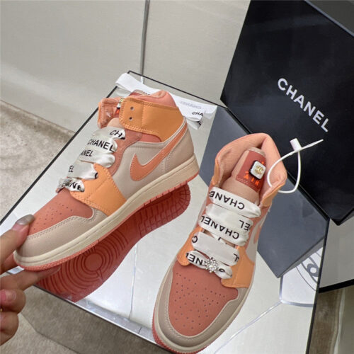 High Quality Luxury Chanel New Styles High Top Sneakers product detail