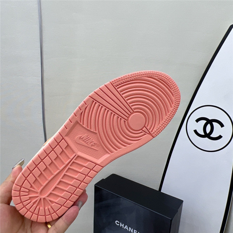 High Quality Luxury Chanel New Styles High Top Sneakers product detail