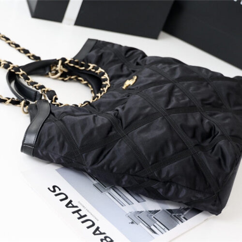 High Quality Luxury Chanel Black Nylon Shopping Bag product detail