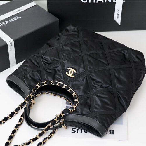 High Quality Luxury Chanel Black Nylon Shopping Bag product detail