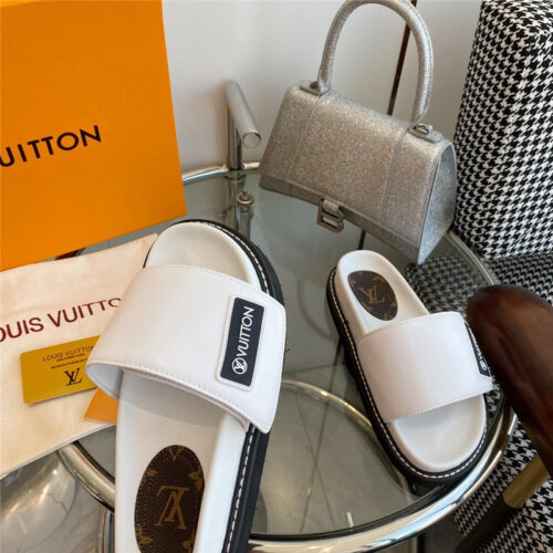 High Quality Luxury Louis Vuitton Velcro Platform Sandals – Style 53091 product detail