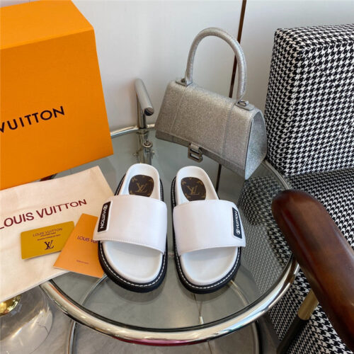 High Quality Luxury Louis Vuitton Velcro Platform Sandals – Style 53091 product detail